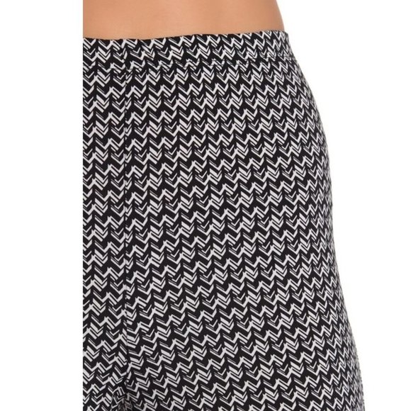 🎁 Karen Kane Patterned Straight Leg Pants - Picture 4 of 8